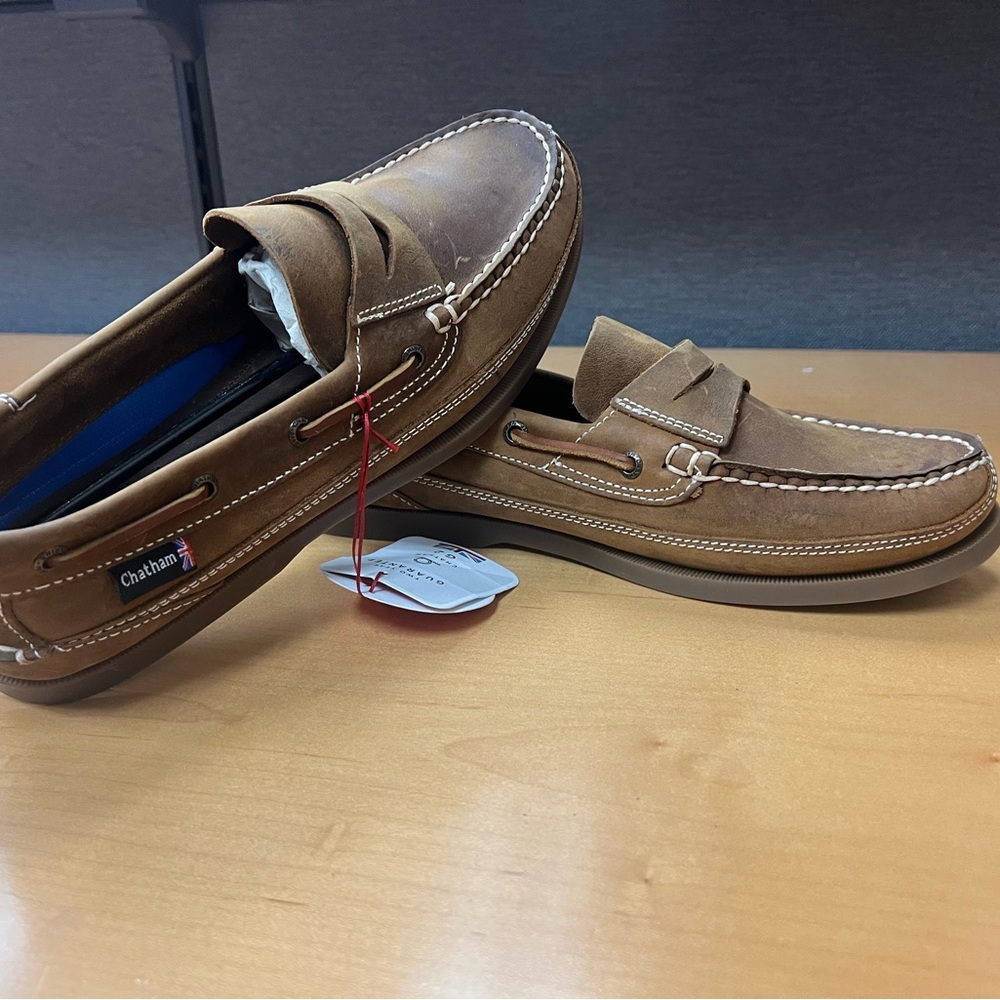 Chatham Gaff G2 -Brown Boat Shoes with Leather Material and Slip-On Design